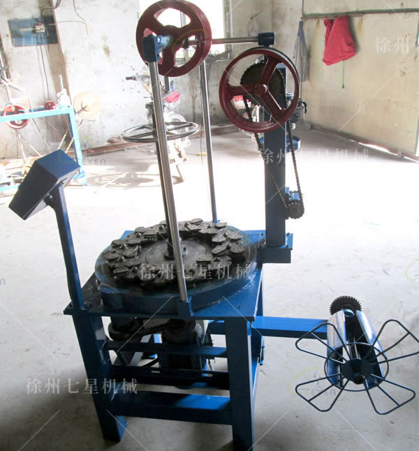 24錠水暖管編織機(jī)